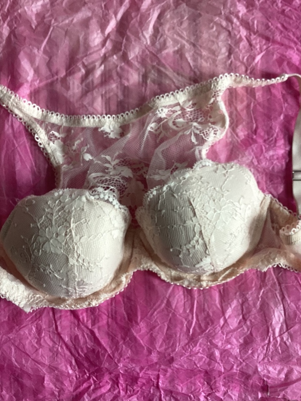 NWOT Victoria’s Secret Dream Angels Bra 34B